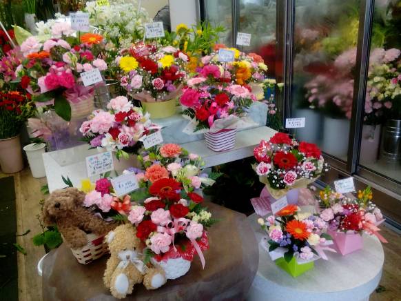 「花のやえがし」　（岩手県北上市）の花屋店舗写真3