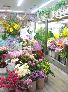 「花のやえがし」　（岩手県北上市）の花屋店舗写真2